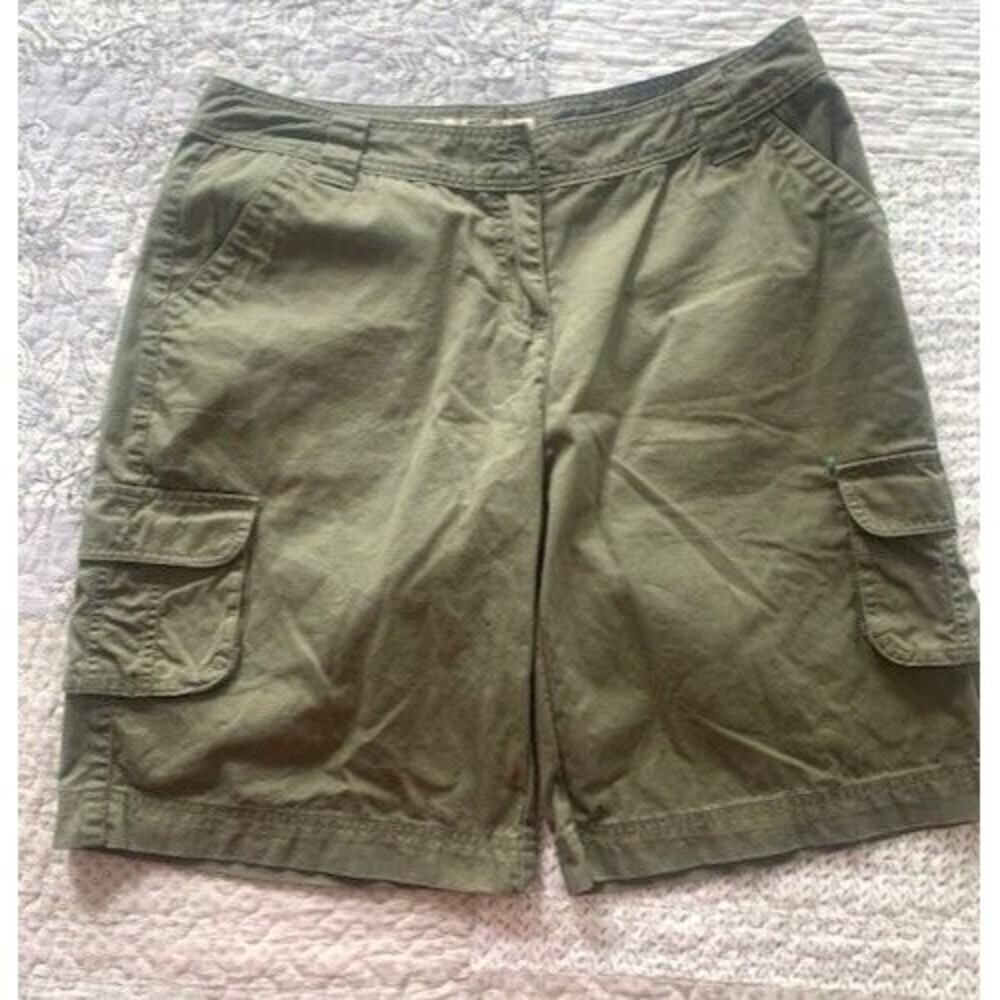 Cabelas Shorts Size 14 Green Cargo Hiking Outdoors Rugged
